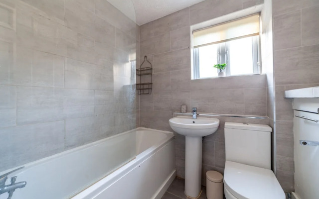 Modern Apartment in Walthamstow