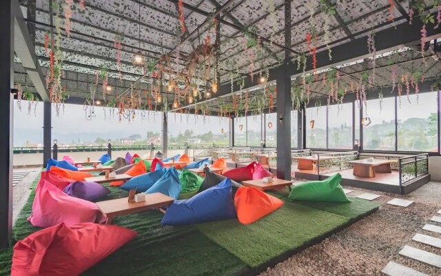 Urbanview Hotel Mamifokobo Puncak by RedDoorz