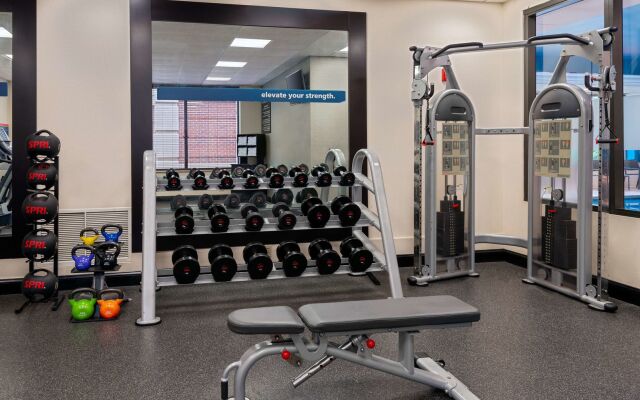 Hampton Inn Hartford/Airport