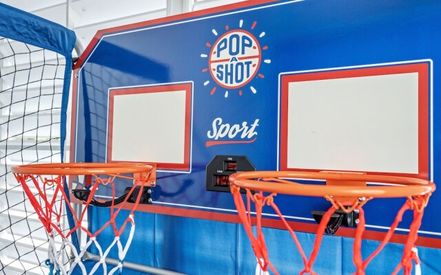 Otium Rentals San Juan City Apartment w Basketball Arcade