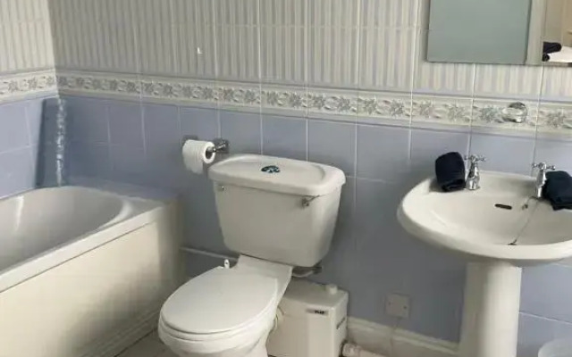 Number 52 Bed & Breakfast