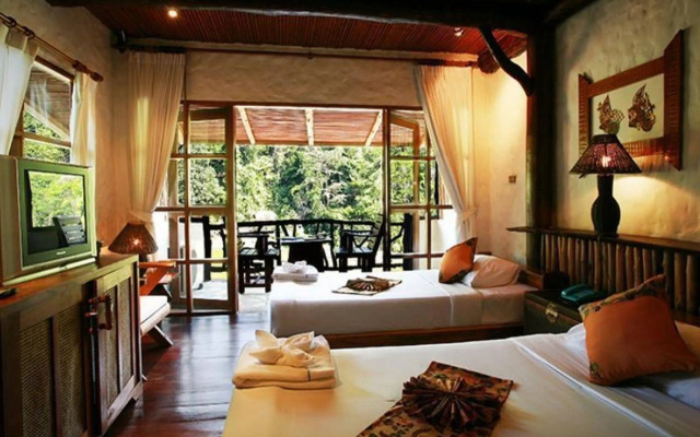 Kuraburi Greenview Resort