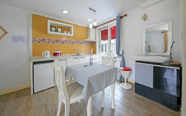 Nami Island O2 Pension