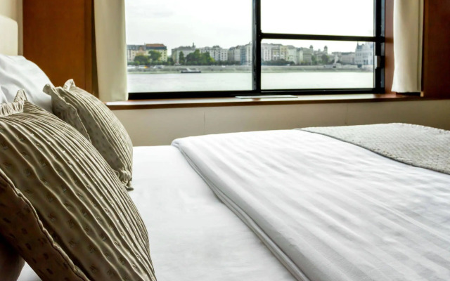 OnRiver Hotels - MS Cezanne