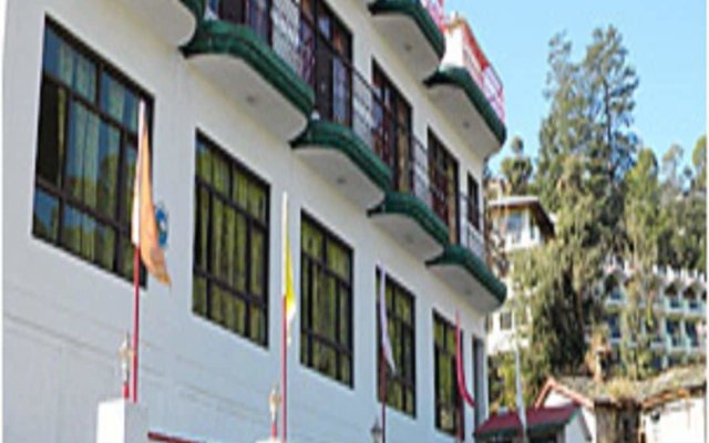 Hotel Sumit Kausani