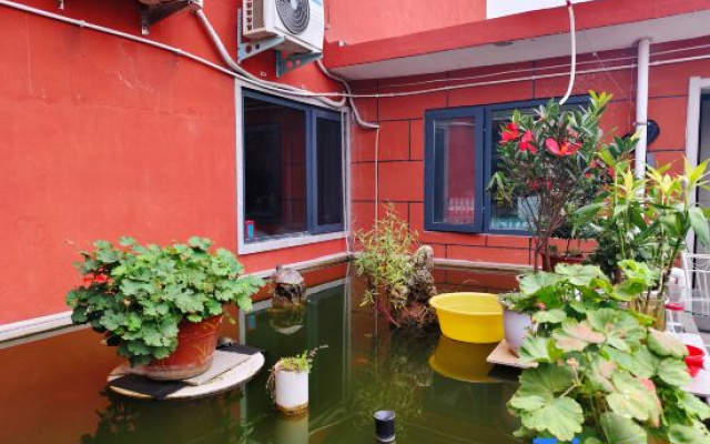 Xinjinlong Holiday Hotel (Linzhou Avenue Bus Station)