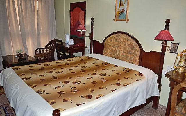 Mahadev Palace