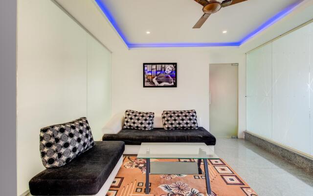 Capital O 19360 Sai Suites Inn