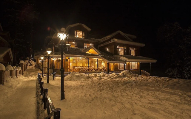 Hotel Heevan Retreat