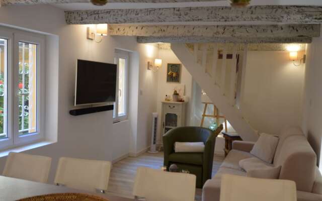 Charming Duplex Apartment 4 Persons in Port of Nice District