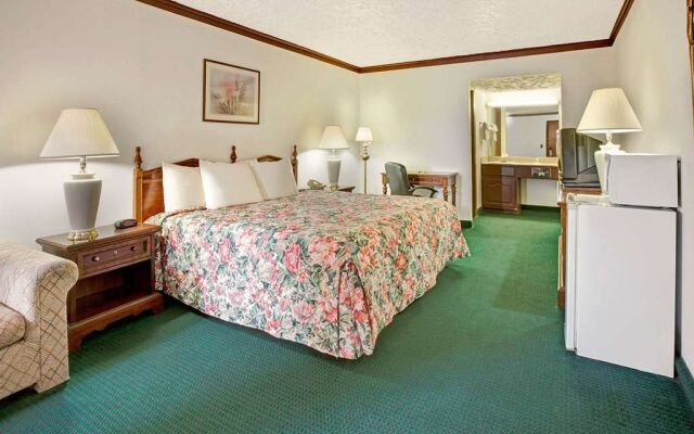 Super 8 Moore Oklahoma City Area