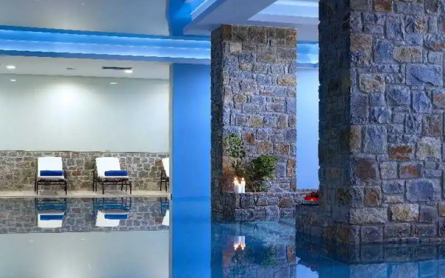 Filion Suites Resort & Spa