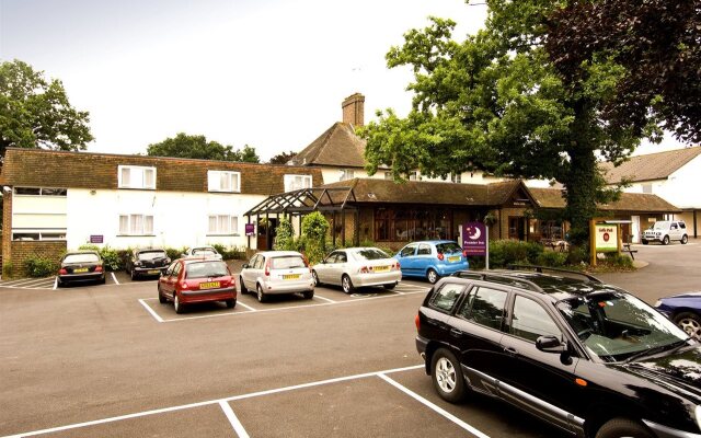Premier Inn Gatwick Crawley - Goff's Park