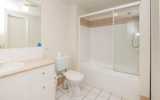 Sanctuary Lake Apartments