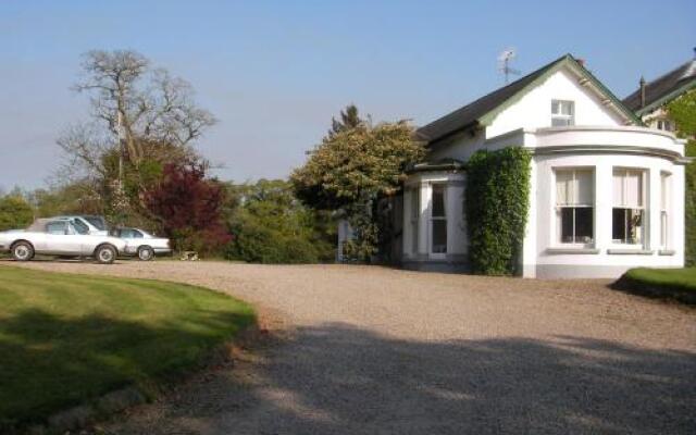 Grange Lodge Country House