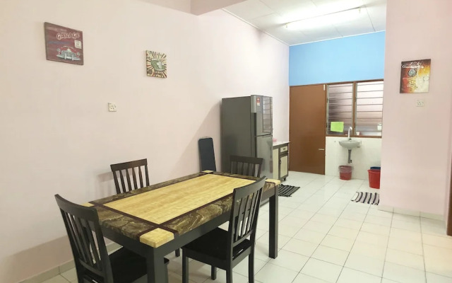 Sakura 2 Homestay Kampar