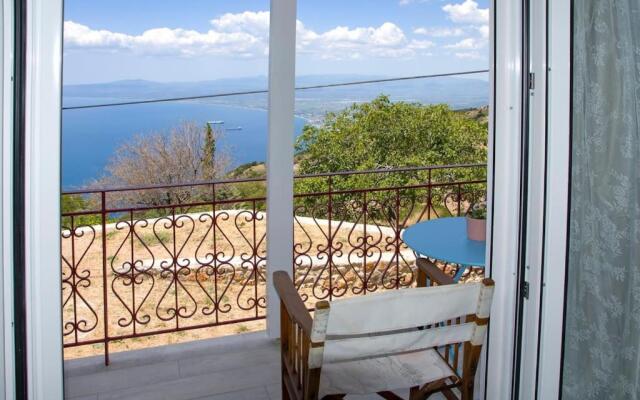 Demi ' s House : Σπίτι στο βουνό με μαγευτική θέα!