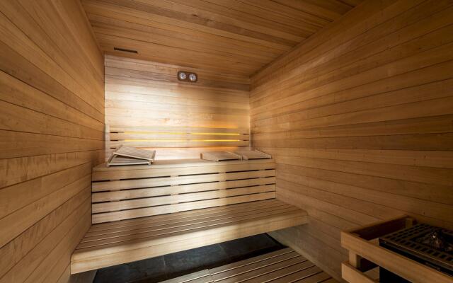 SORBUS - Contemporary Apartment in Luxury Residence