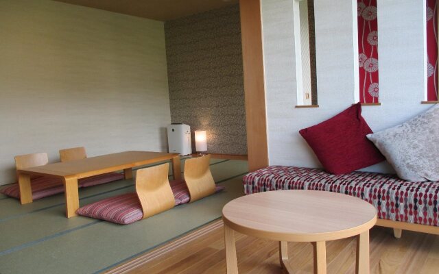 Hotel Harvest Hakone Koushien
