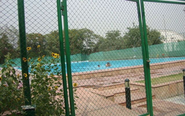 YMCA Greens
