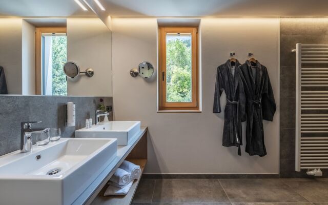 Maraias Luxury Suites & Apartments