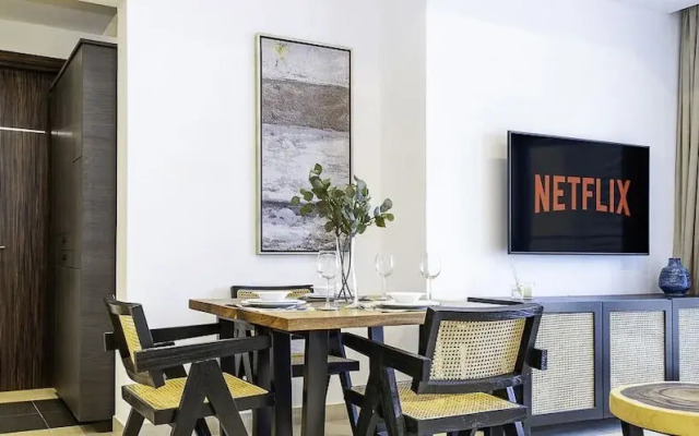 LUX  The Bonnington JLT Suite 2