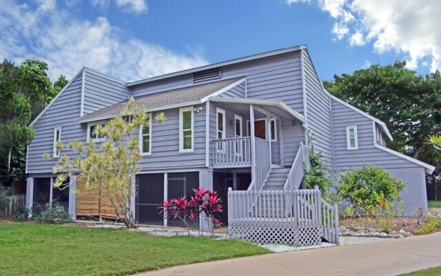 Shell Beach - The Treehouse 210