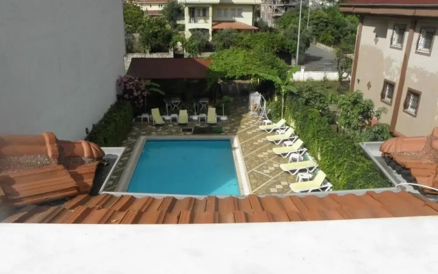 Leylak Apart Hotel