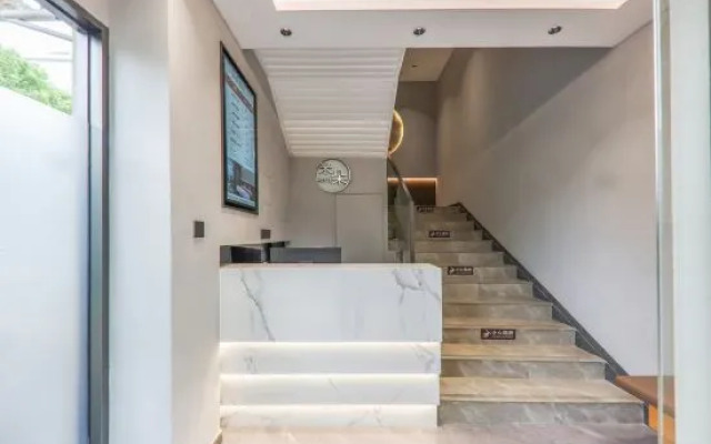 Miduo Hotel