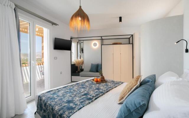 Sunday Luxury Suites Naxos