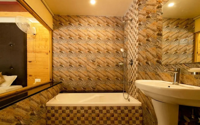 Baga Hideout Resort