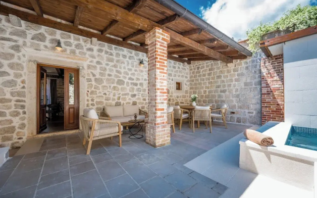 Conte Hotel & Restaurant