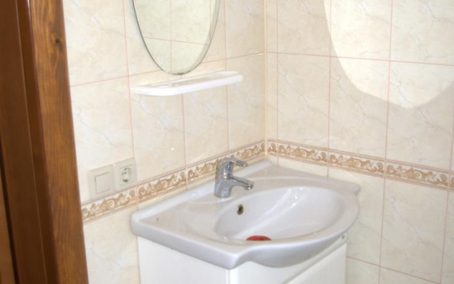 Galina Guesthouse