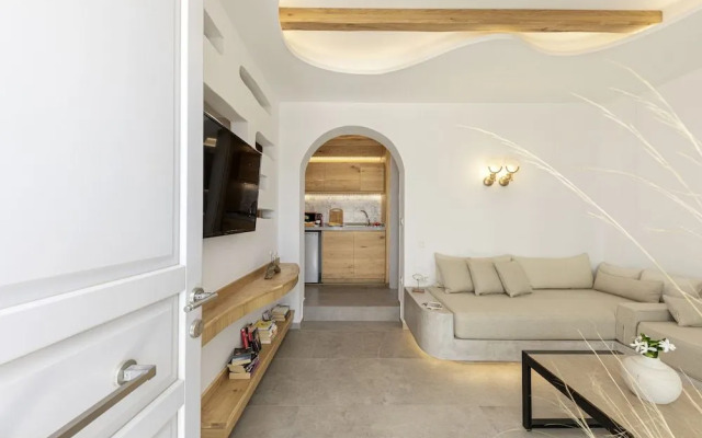Alafropetra Luxury Suites