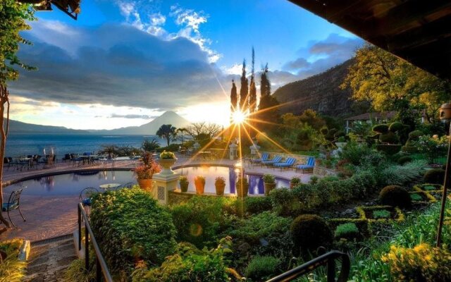 Hotel Atitlán Hotel & Jardines