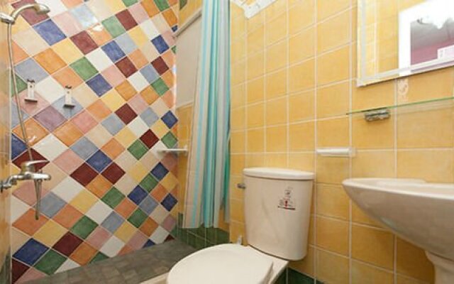 Little Bed and Breakfast II