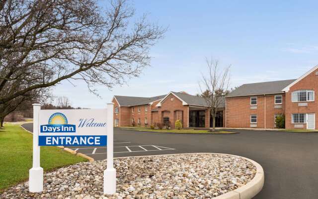 Days Inn & Suites by Wyndham Lancaster Amish Country
