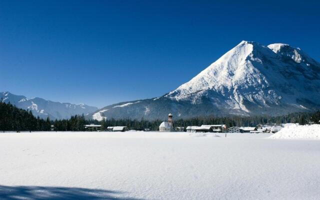 Post Seefeld Hotel & SPA