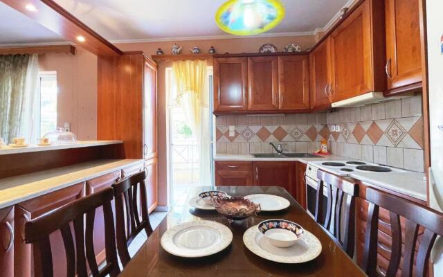 WSD Luxury Cozy 2BD Apt with study & City View Balcony