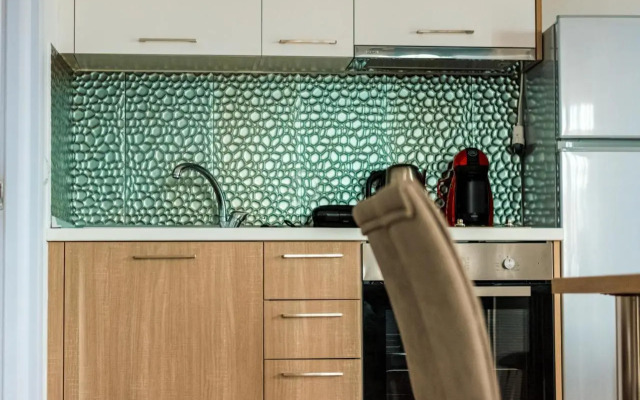 Design Suites Efharis (Brusco)