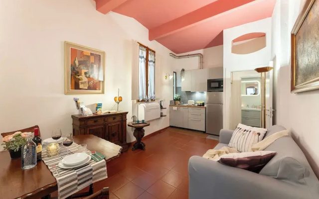 Pitti - Flo Apartments, Charme su Piazza Pitti