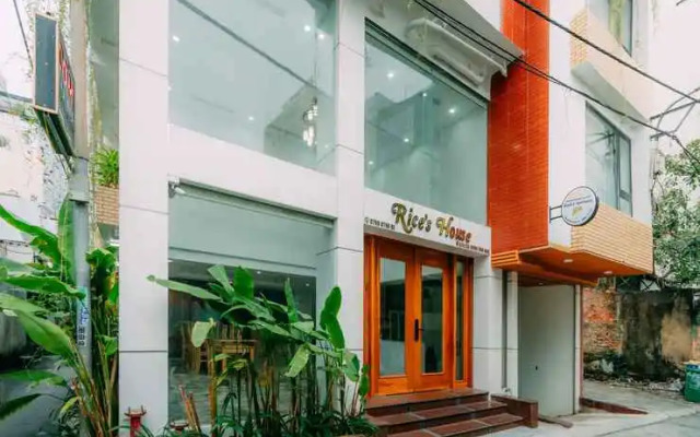 Rice's House Hotel & Apartment