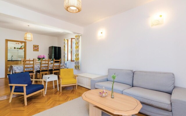 Awesome Home in Slano With Wifi and 5 Bedrooms