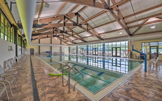 Family-friendly Galena Townhome w/ Community Pools