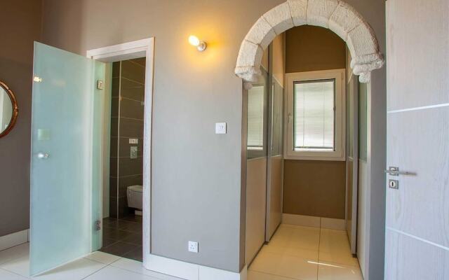 Twin Palms - Exclusive Luxury Villa Near Latchi