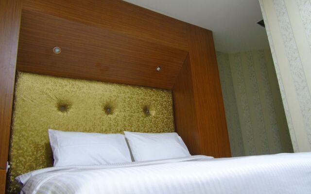 Al Burj International Hotel