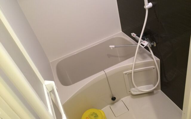 bnb+ Costelun Akiba - Hostel, Caters to Women