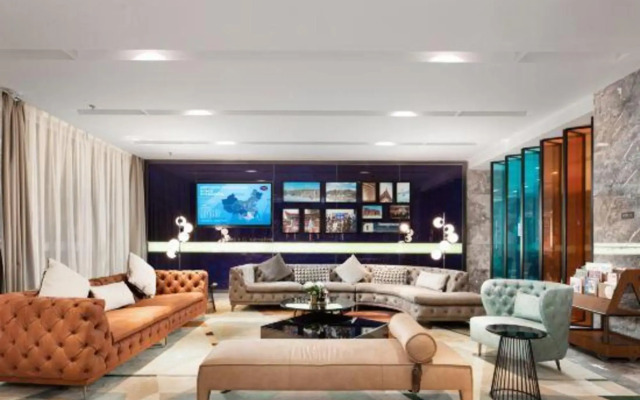 Hampton By Hilton Kunming South Station