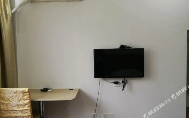 Xin Jiu Xiang Lou restaurant (Jiangyin Huangshan Lake Park)