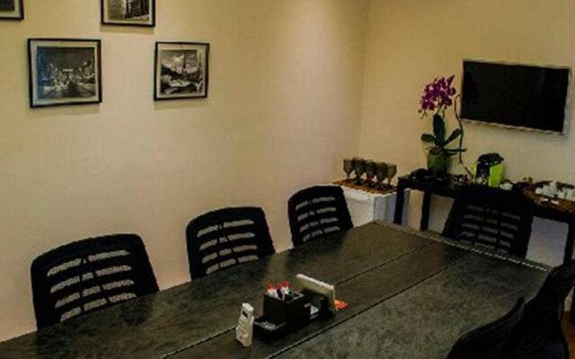 Prado Hotel